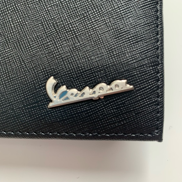 Vespa Bifold Wallet Brand New! - Picture 2 of 10